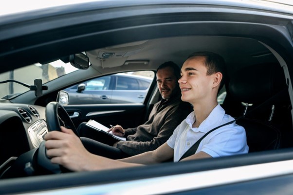 Pourquoi les conducteurs débutants échouent au test SAAQ